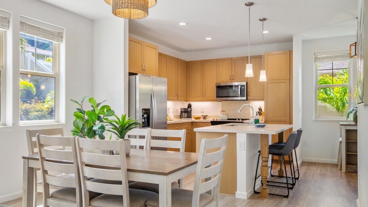 Photo of Kitchen in Makaha Valley