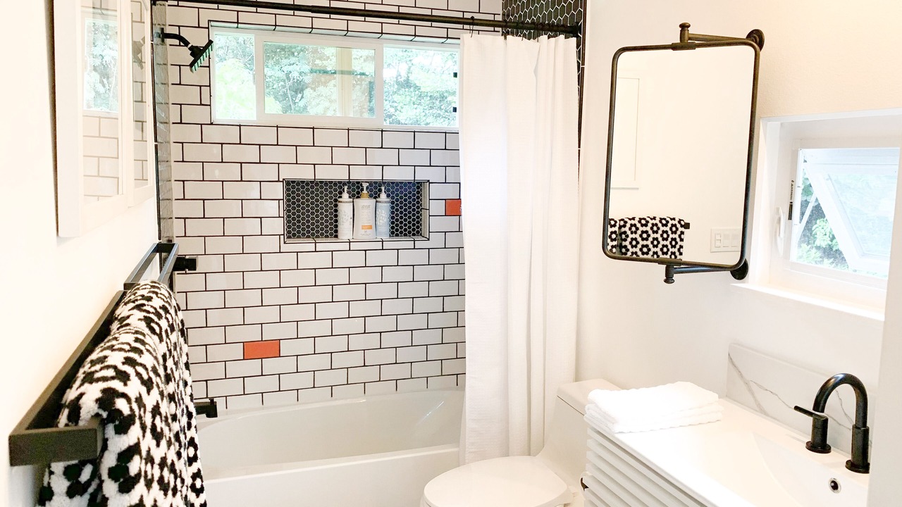 Photo of Bathroom in Keaau