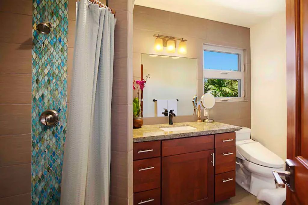 Photo of Bathroom in Princeville