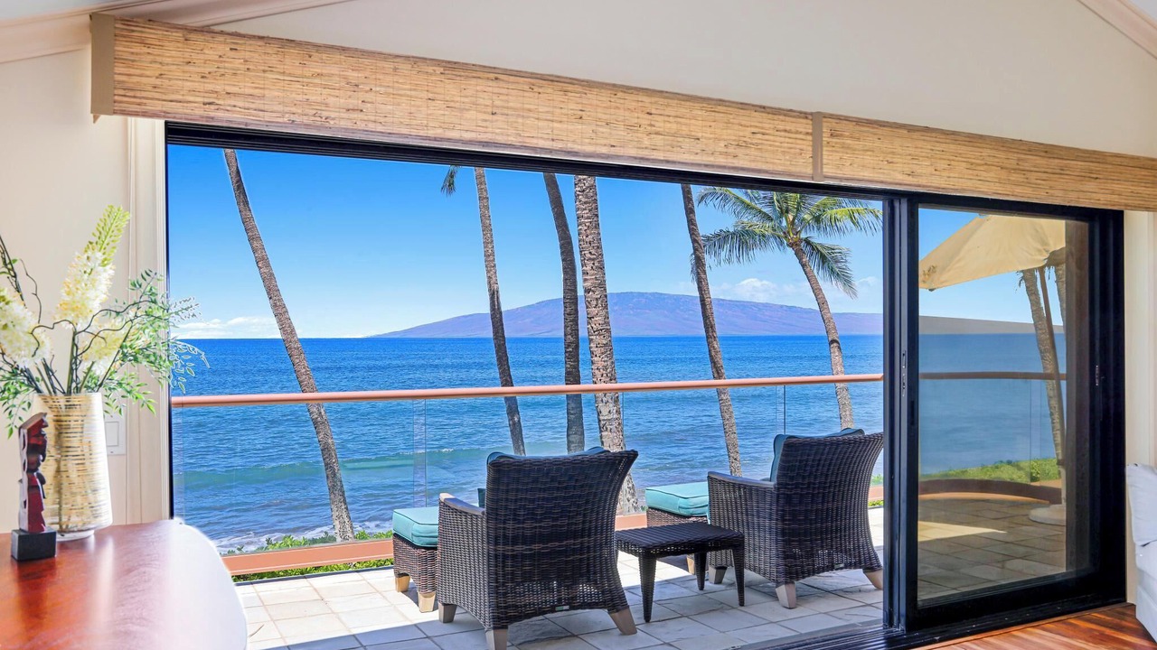 Photo of Others in Downtown Lahaina