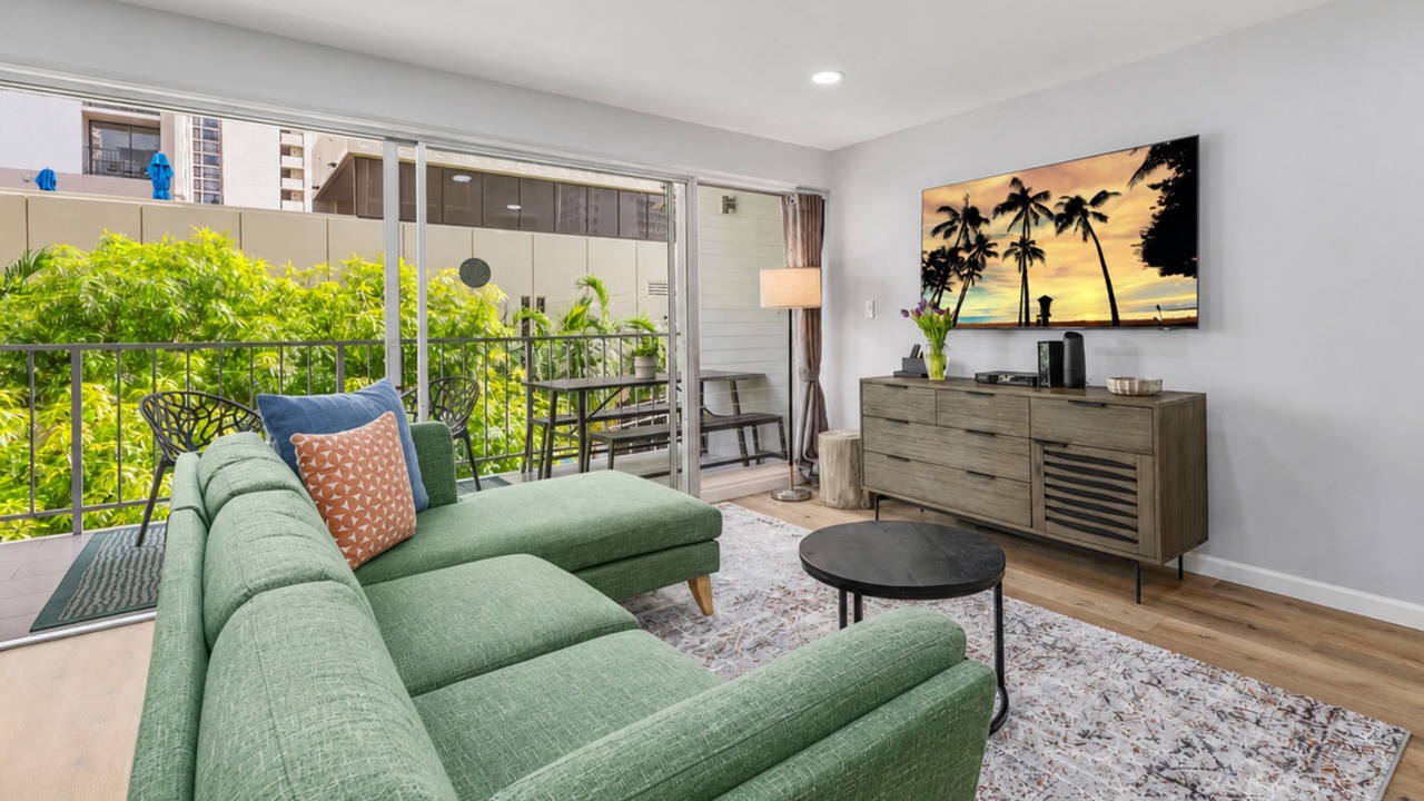 Photo of Livingroom in Waikiki