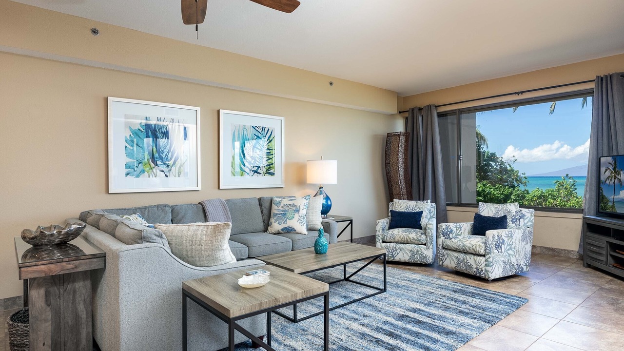 Photo of Livingroom in Kahana