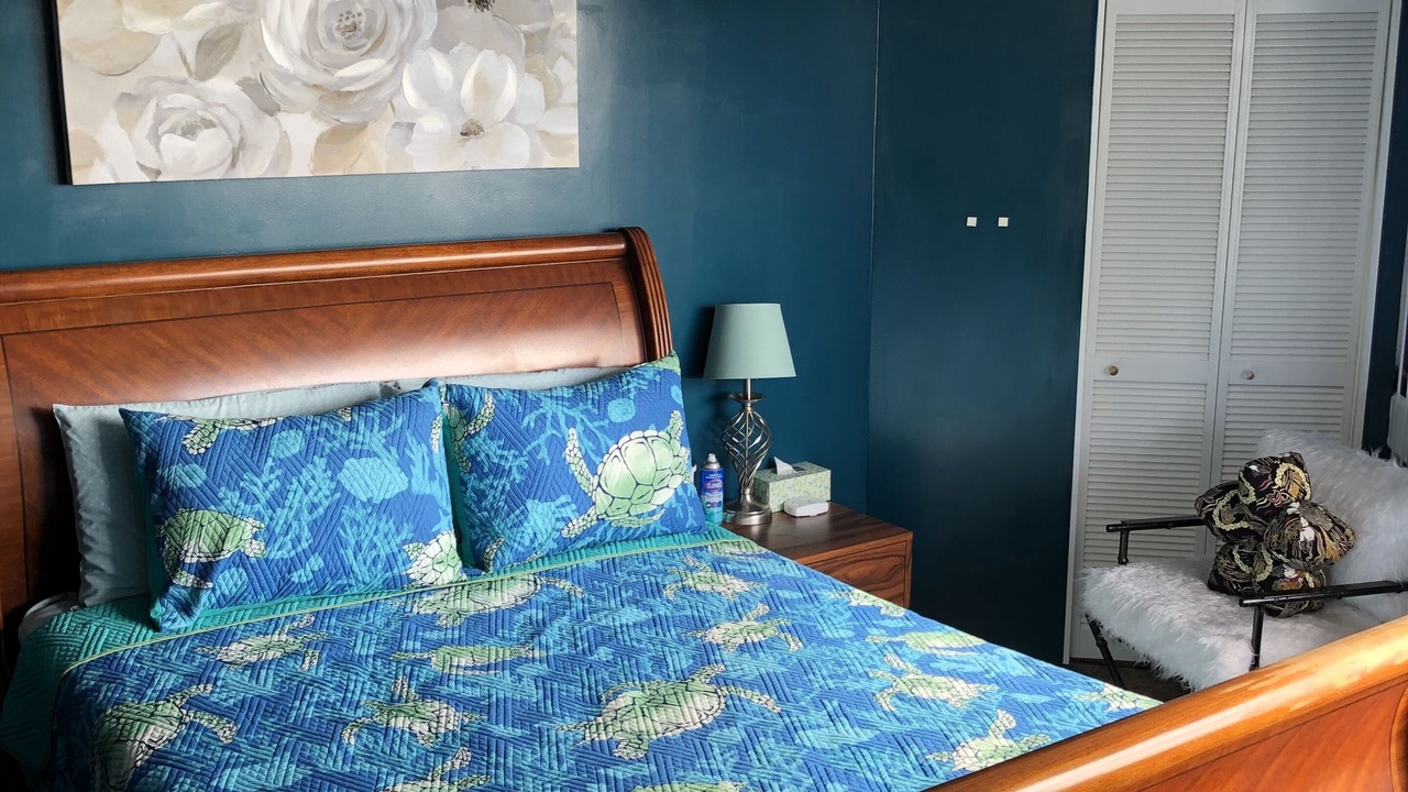 Photo of Bedroom in Waikiki