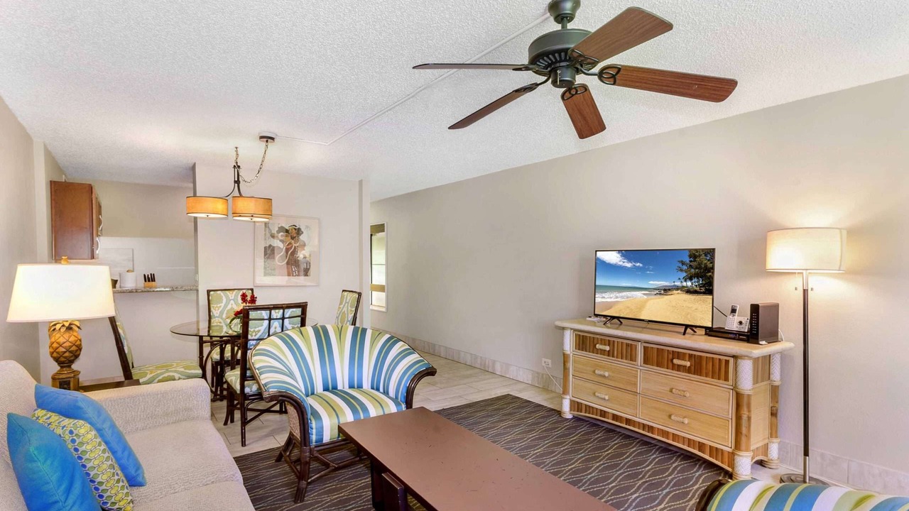 Photo of Livingroom in Kahana