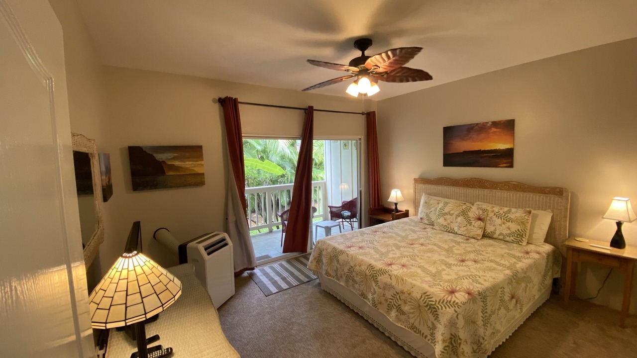 Photo of Bedroom in Poipu