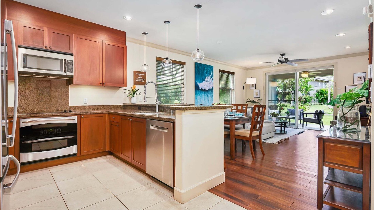 Photo of Kitchen in Waikoloa