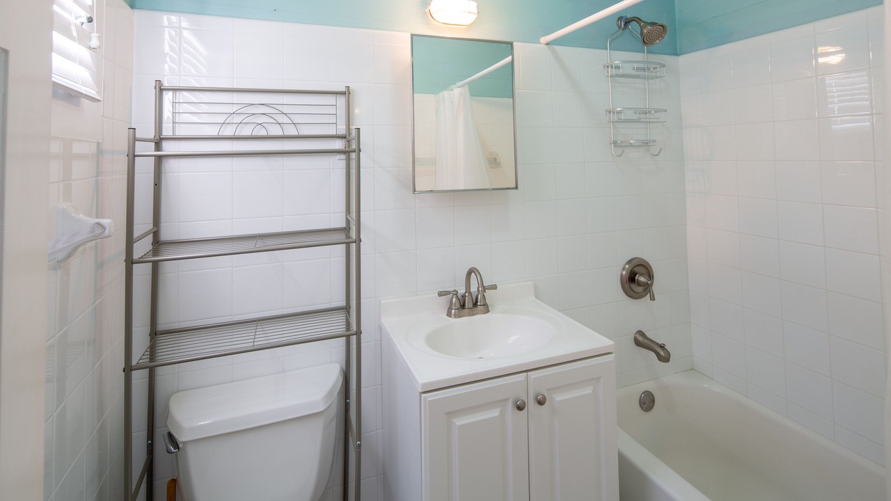 Photo of Bathroom in Bahama Village