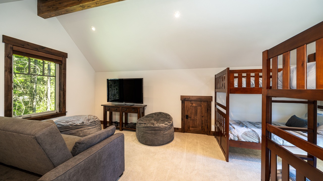 Photo of Bedroom in Cle Elum