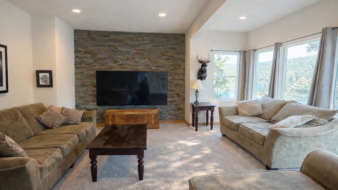 Photo of Livingroom in Liberty Lake