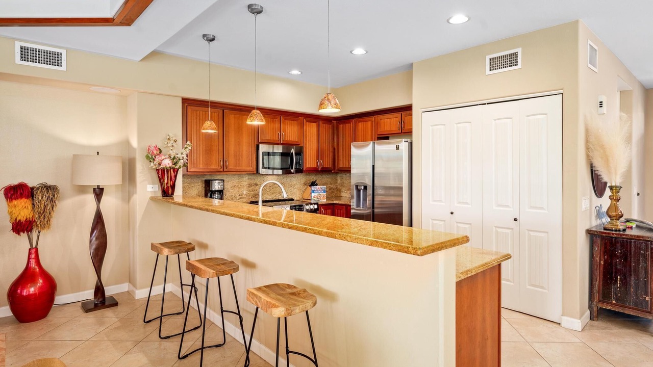 Photo of Kitchen in Waikoloa