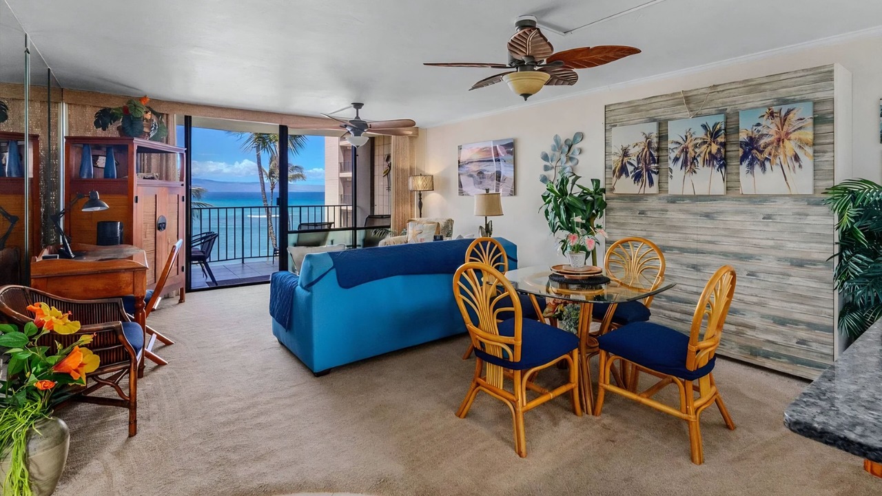 Photo of Livingroom in Kahana