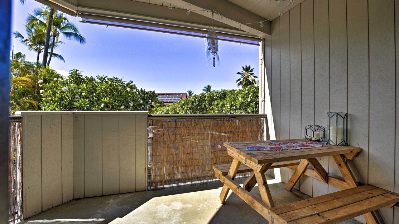 Photo of Patio Balcony in Historic Kailua Village