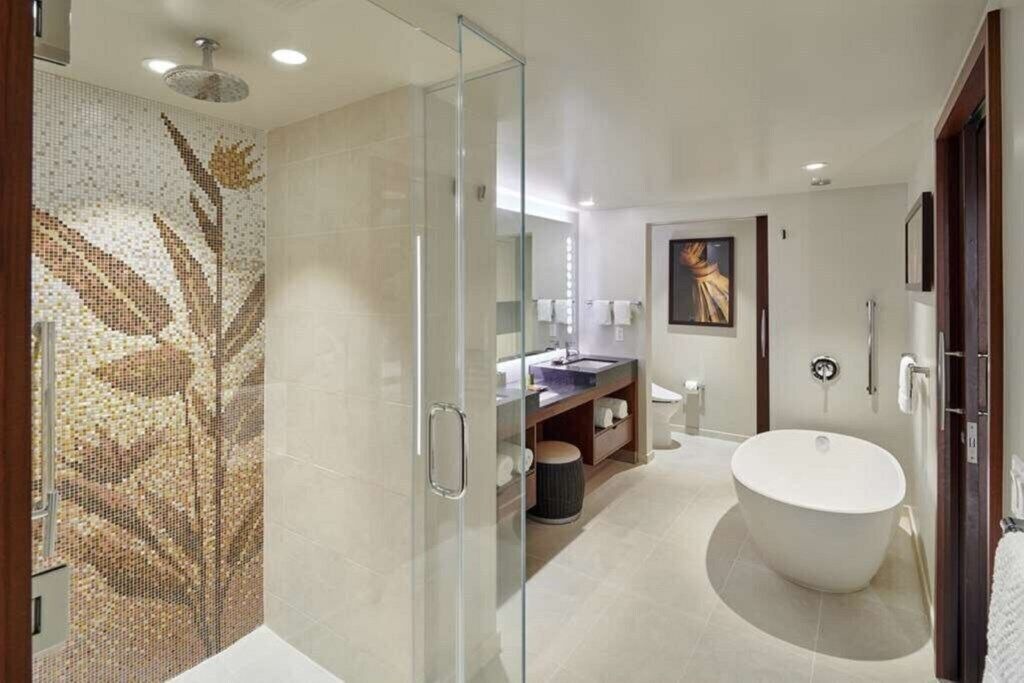Photo of Bathroom in Waikiki