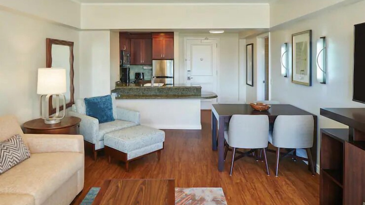 Photo of Livingroom in Waikiki