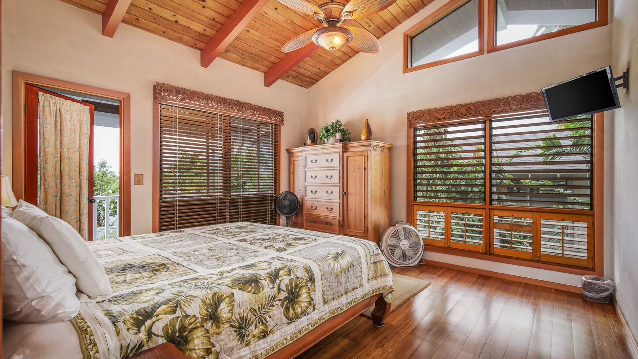 Photo of Bedroom in Kahaluu Bay