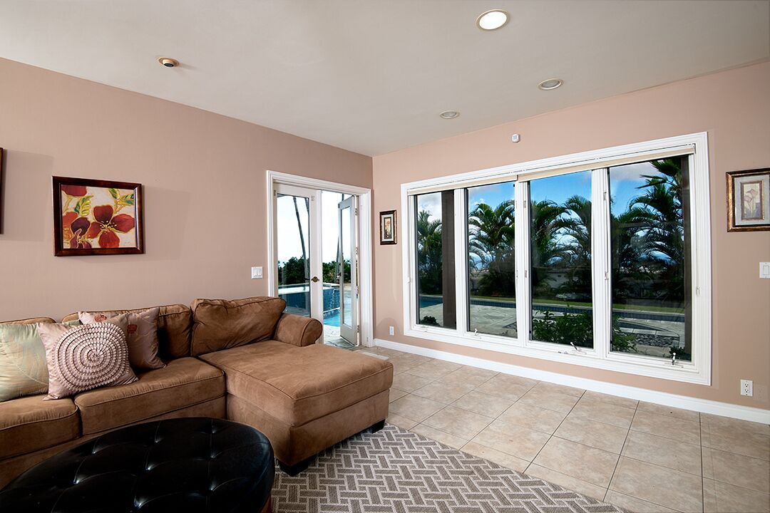 Photo of Livingroom in Kona Palisades