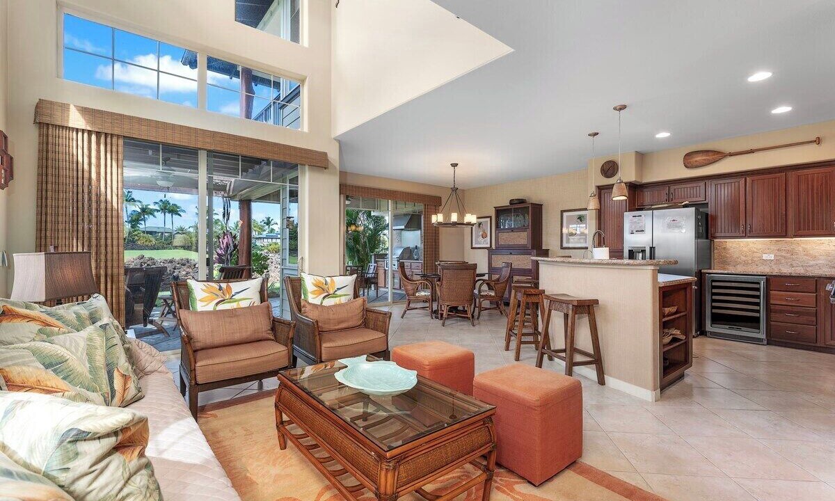 Photo of Livingroom in Kamuela