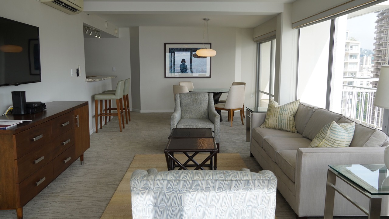 Photo of Livingroom in Waikiki