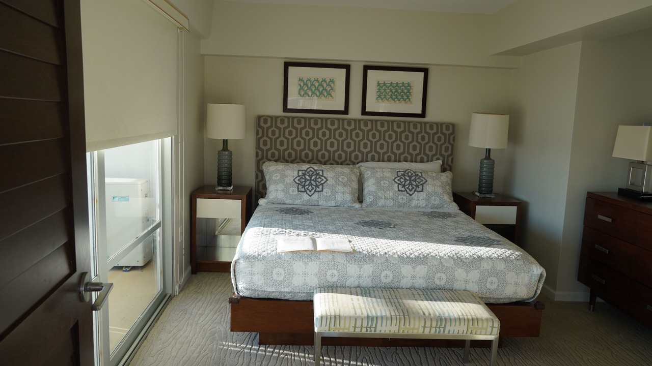 Photo of Bedroom in Waikiki