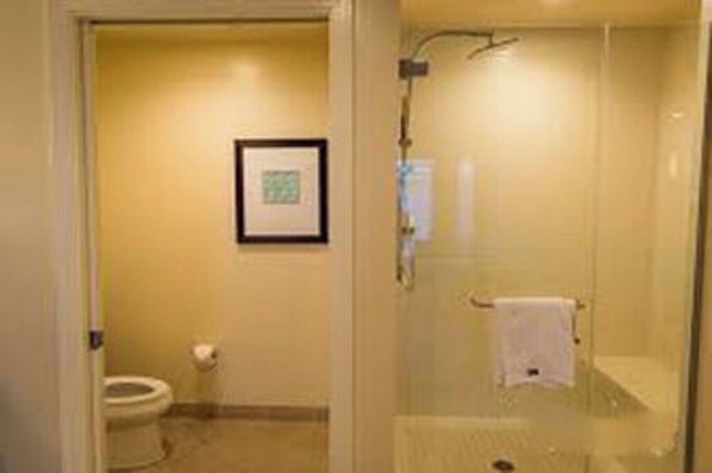 Photo of Bathroom in Lahaina