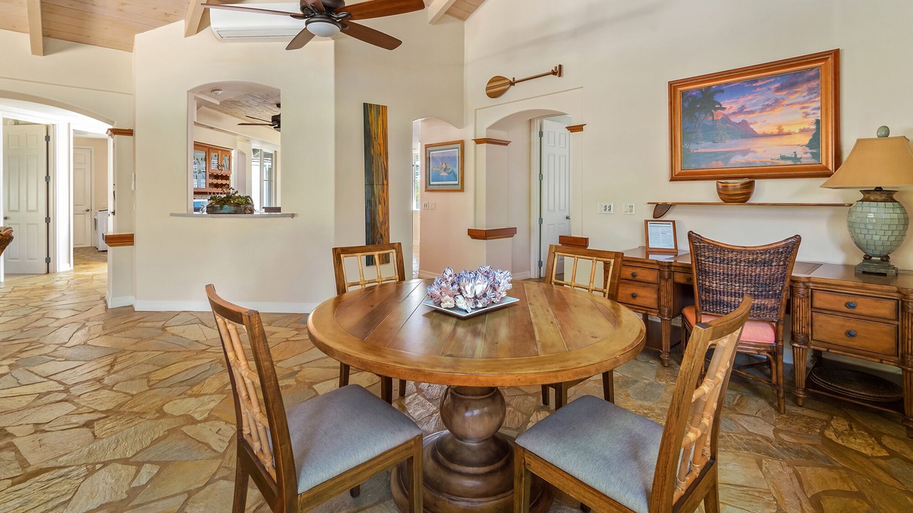 Photo of Bedroom in Poipu