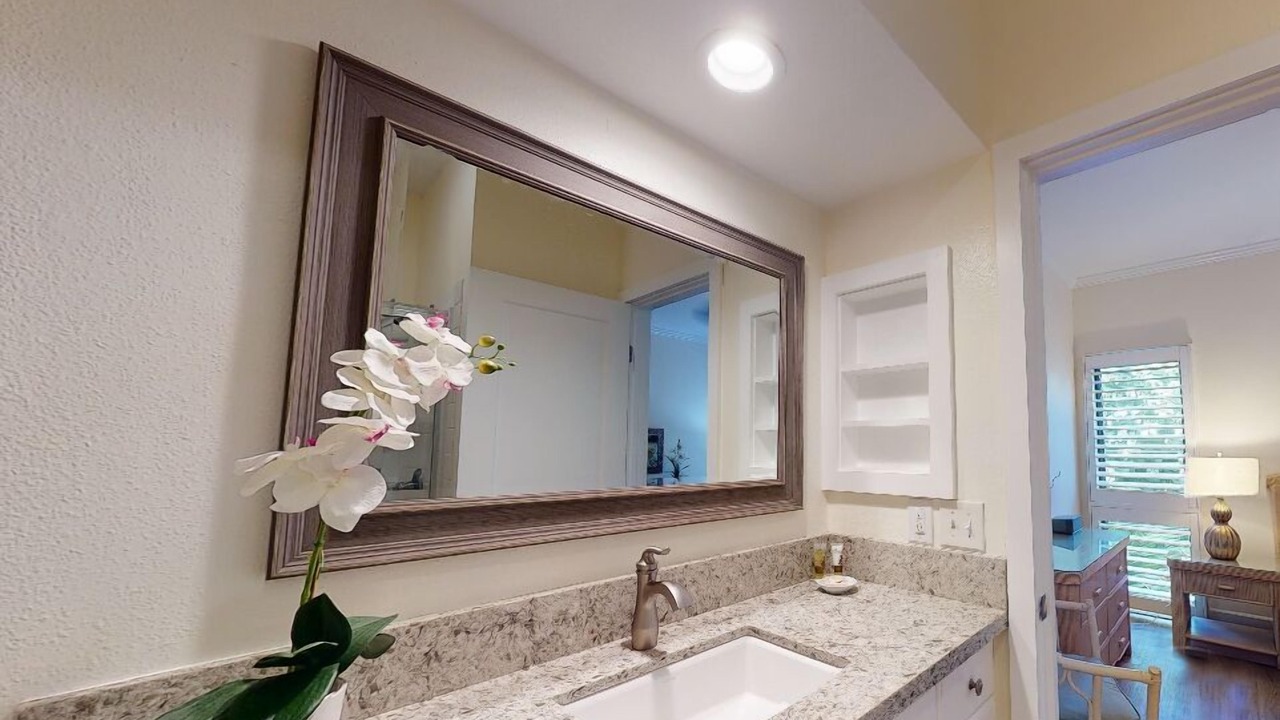 Photo of Bathroom in Wailua