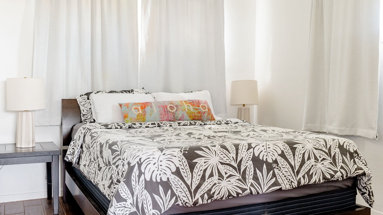 Photo of Bedroom in Ewa