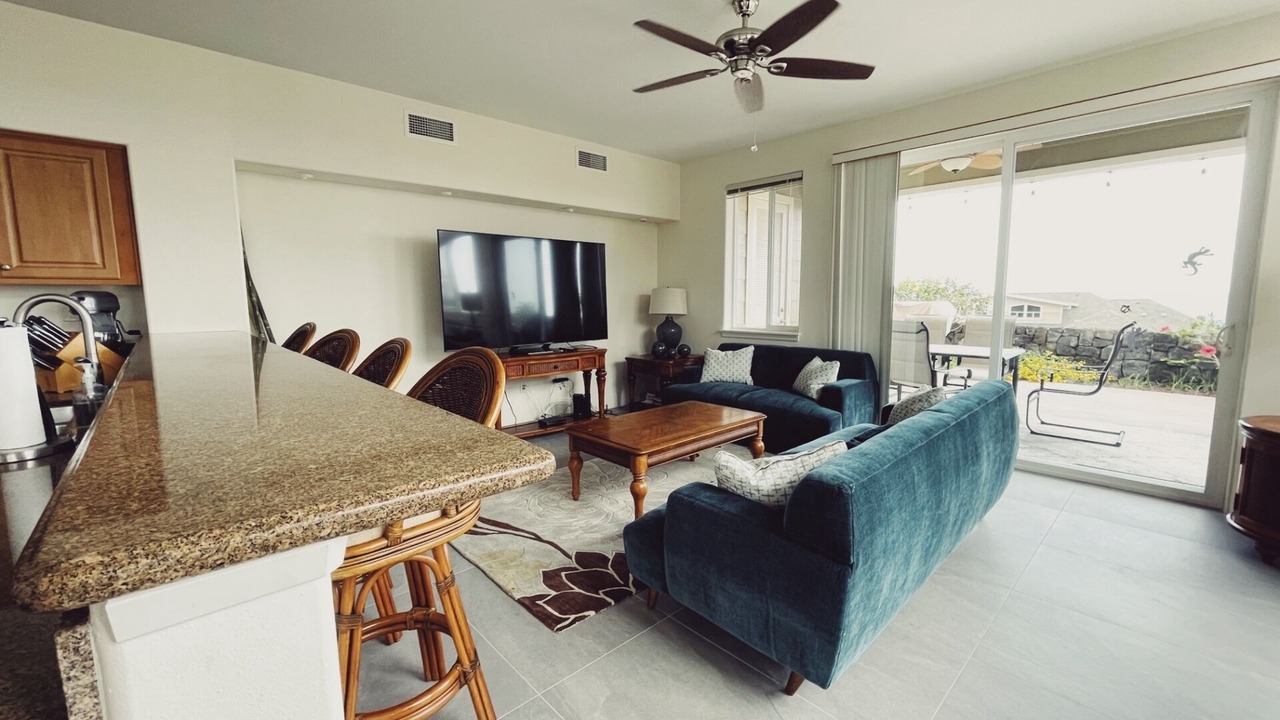 Photo of Livingroom in Historic Kailua Village