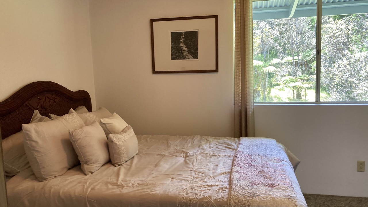 Photo of Bedroom in Volcano