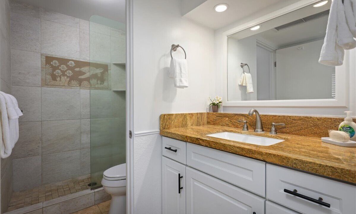 Photo of Bathroom in Historic Kailua Village