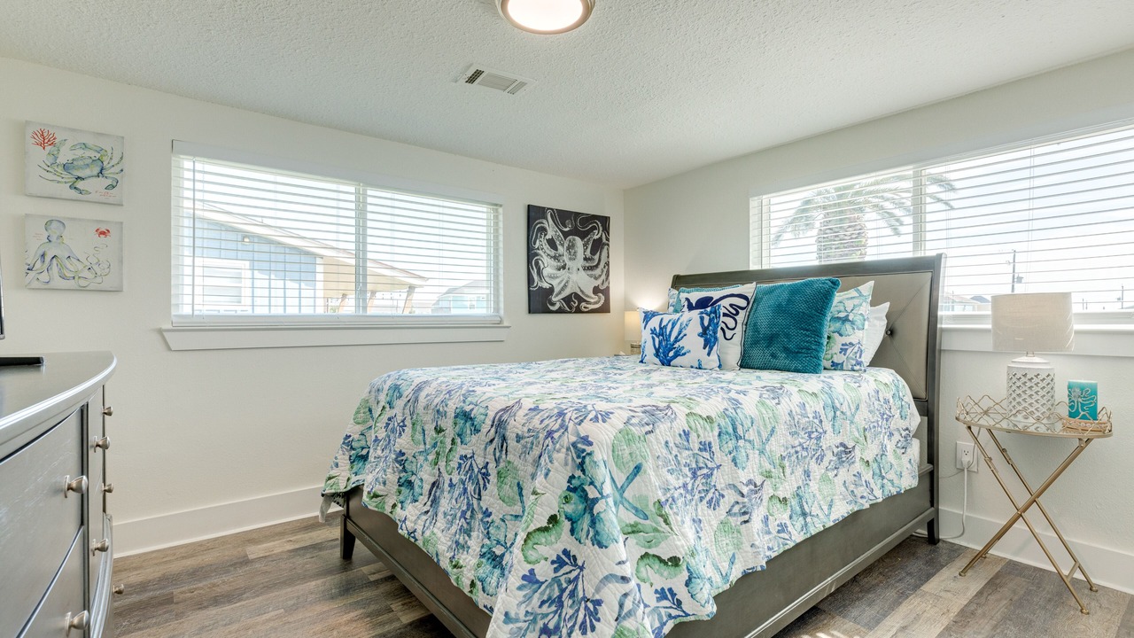 Photo of Bedroom in Terramar Beach