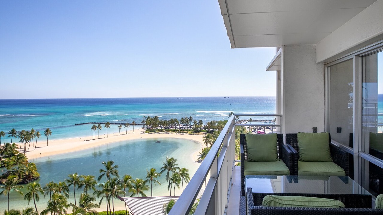 Photo of Others in Waikiki