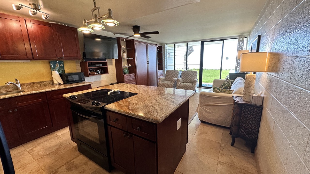 Photo of Kitchen in Waialee