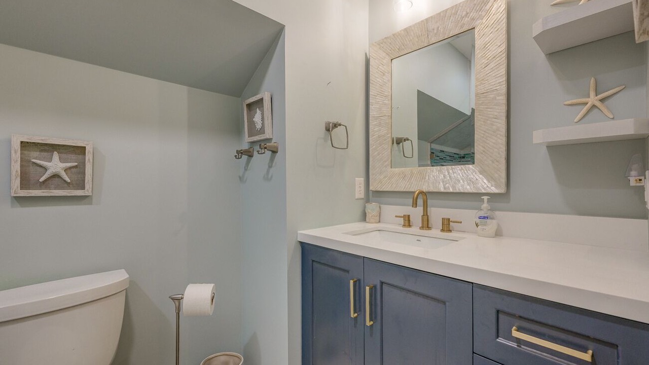 Photo of Bathroom in Lawton Woods