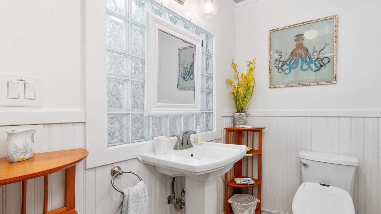 Photo of Bathroom in Honaunau-Napoopoo
