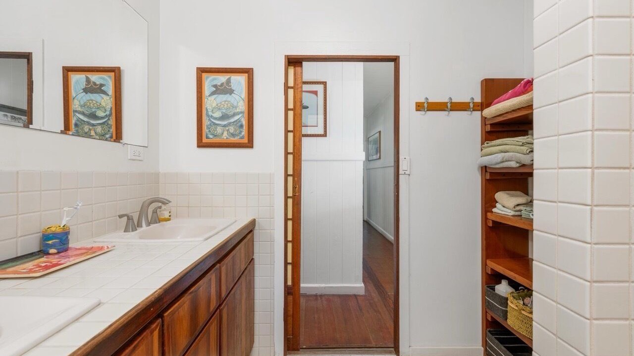 Photo of Bathroom in Honaunau-Napoopoo