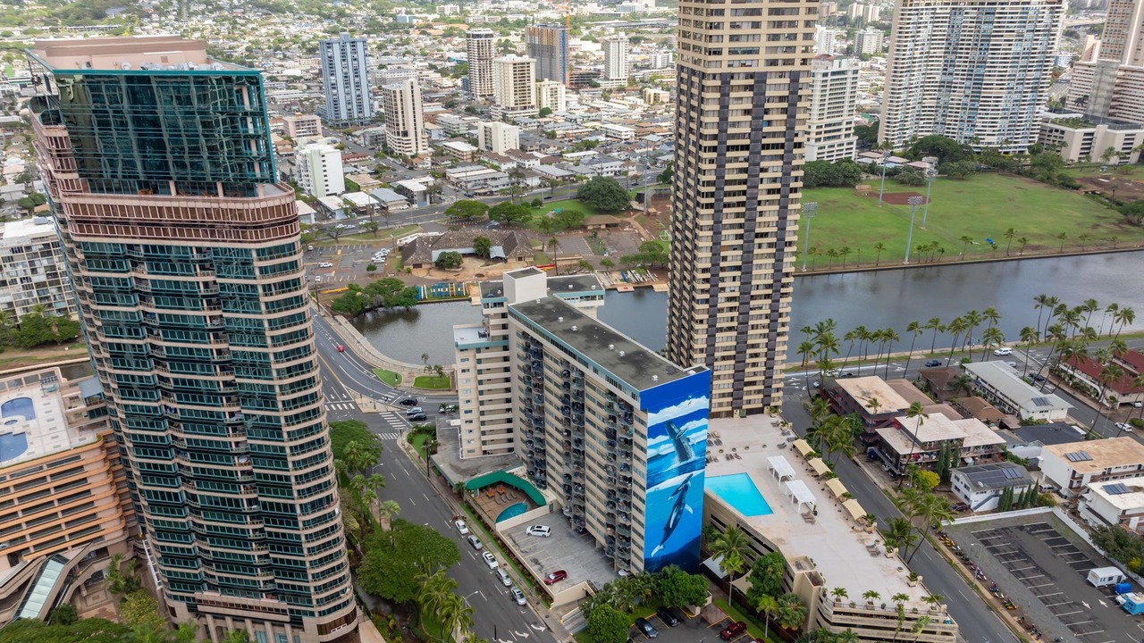 Photo of Outdoor in McCully - Moiliili