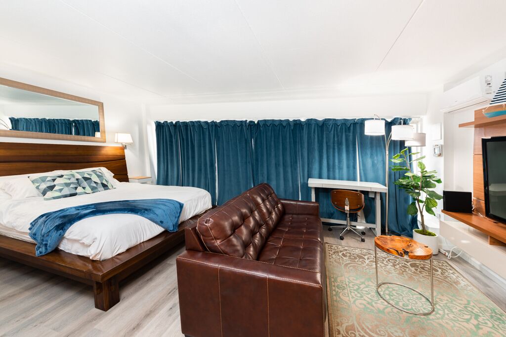 Photo of Bedroom in Waikiki