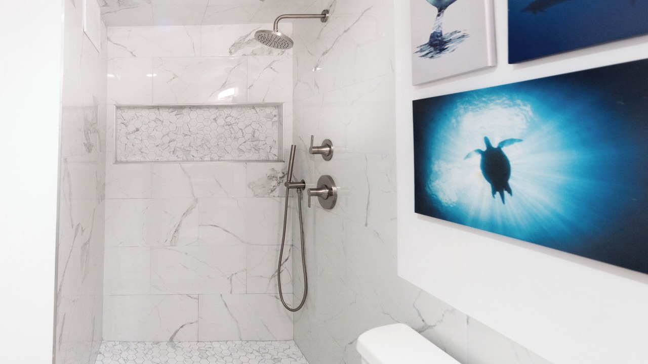 Photo of Bathroom in Waikiki