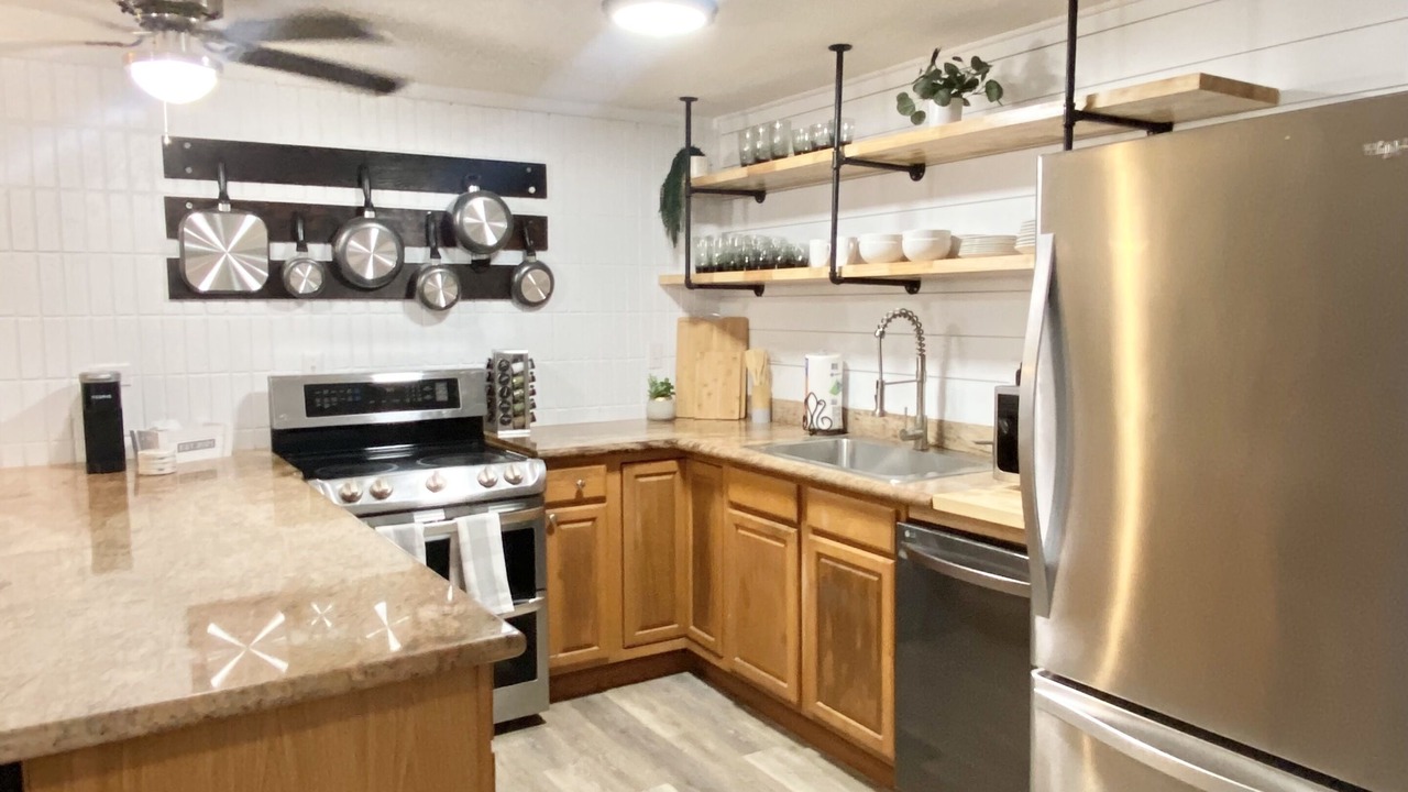 Photo of Kitchen in Punaluu