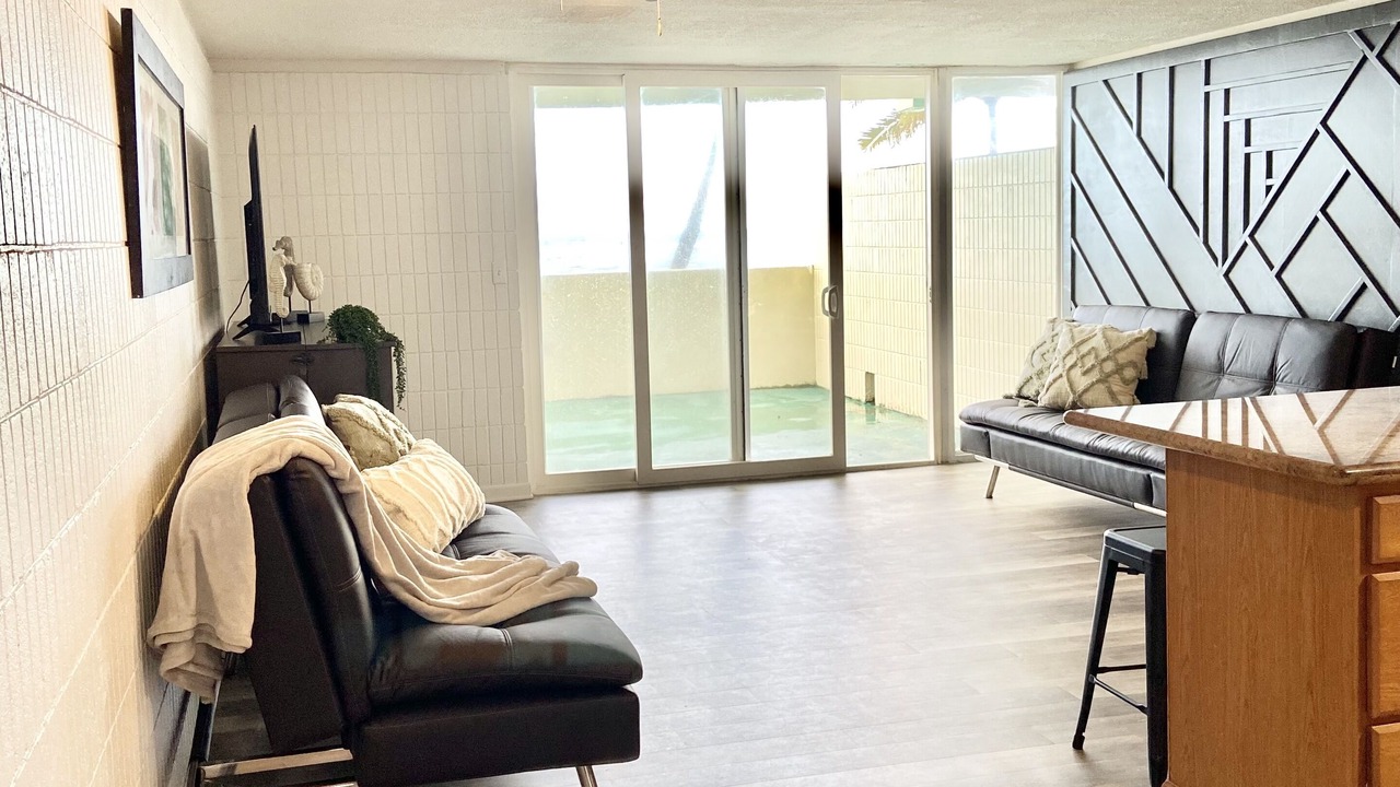 Photo of Livingroom in Punaluu