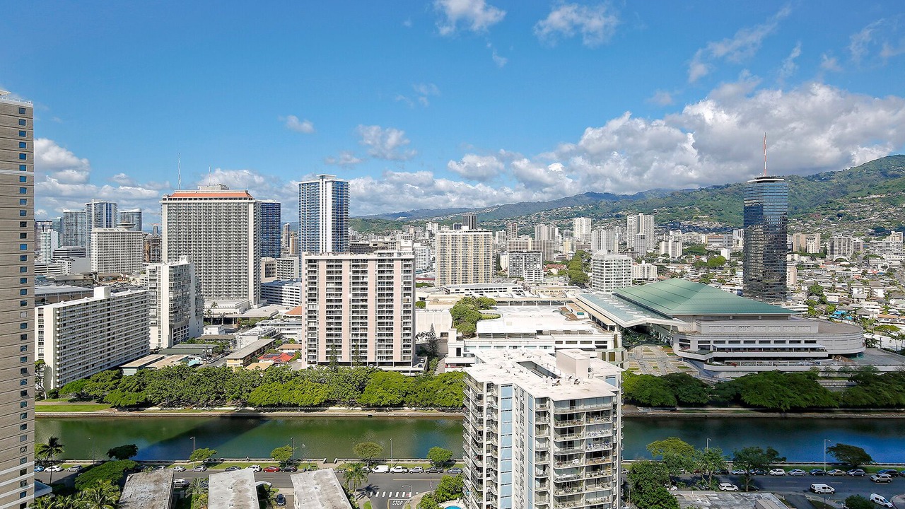 Photo of Others in Waikiki