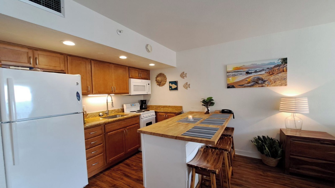 Photo of Kitchen in Kahana