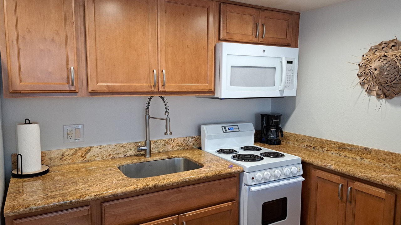 Photo of Kitchen in Kahana