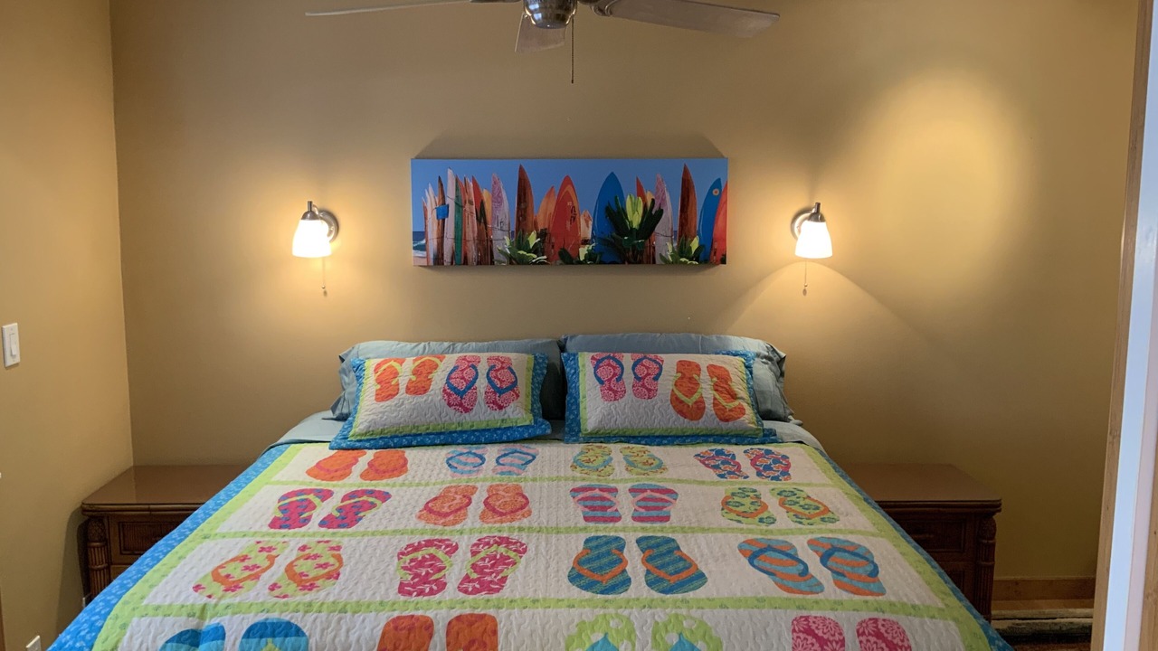 Photo of Bedroom in Maalaea
