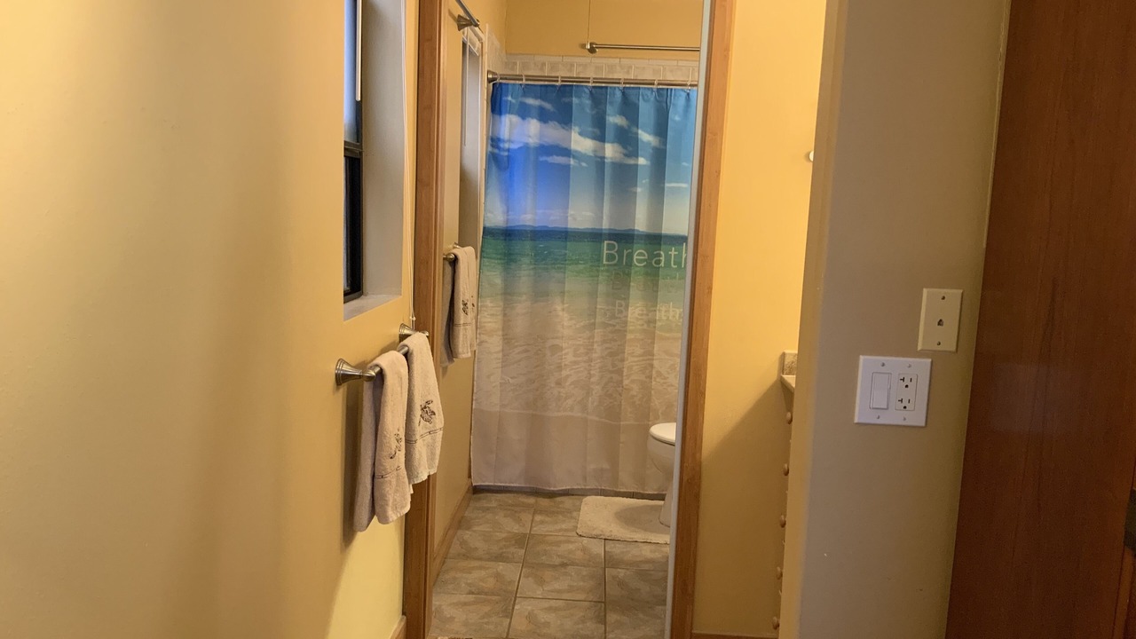 Photo of Bathroom in Maalaea