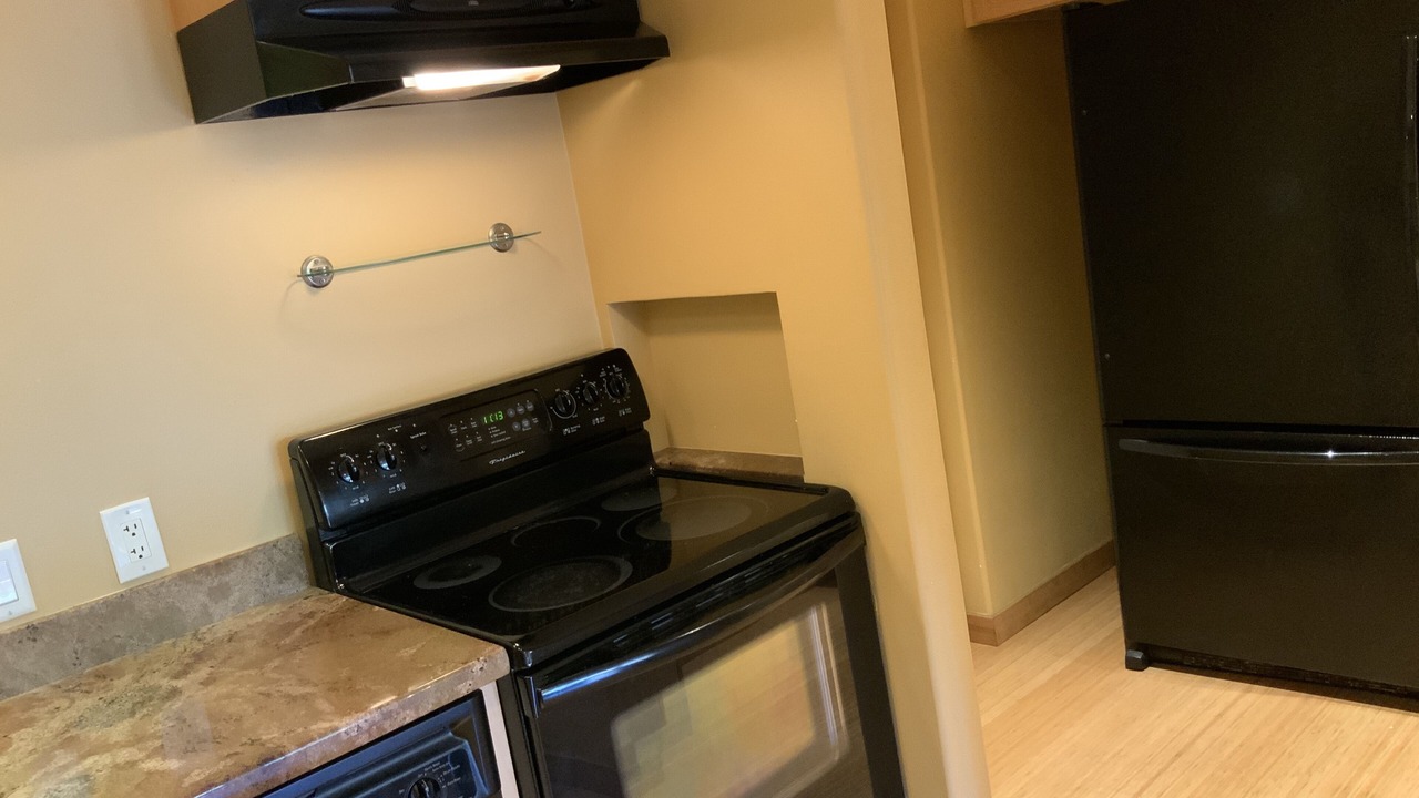 Photo of Kitchen in Maalaea