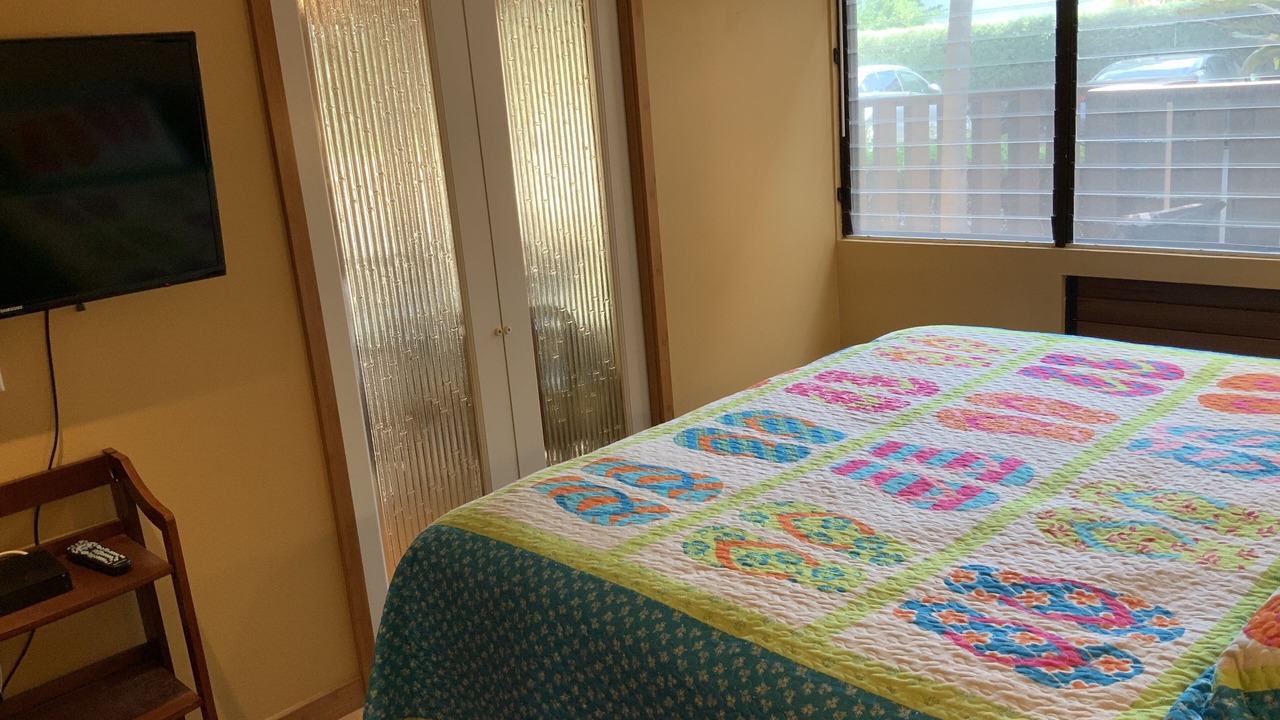 Photo of Bedroom in Maalaea