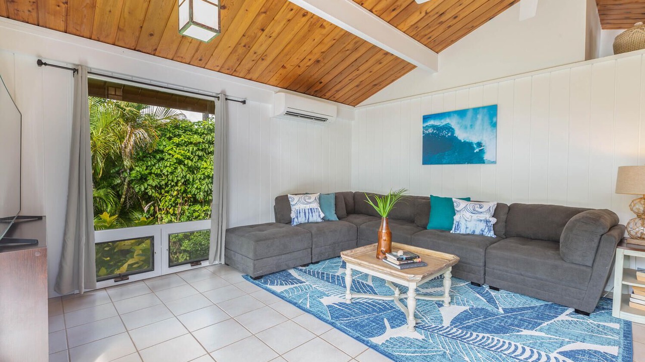 Photo of Bedroom in Wainiha