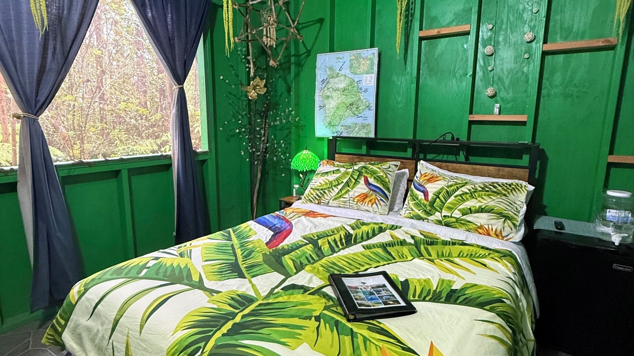 Photo of Bedroom in Eden Roc